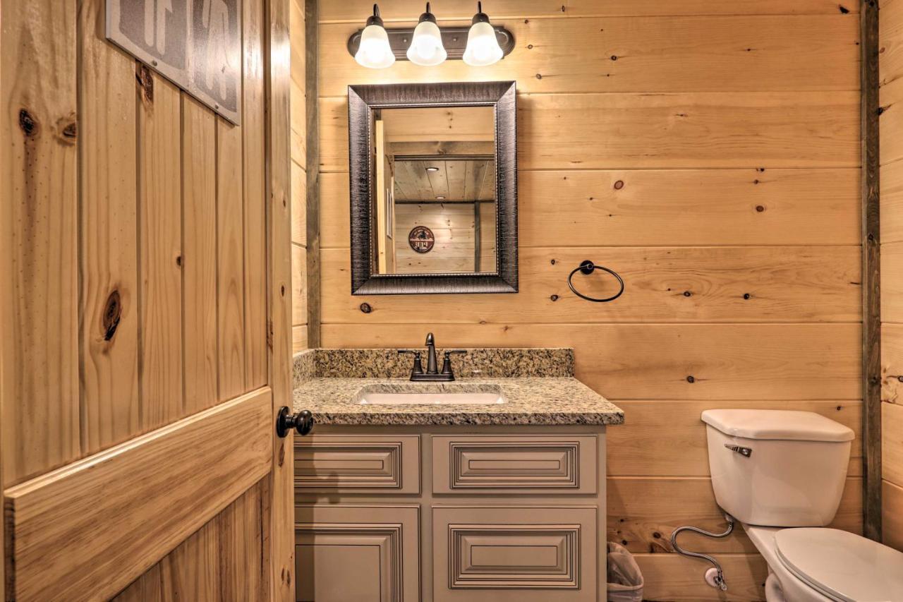 Modern Cabin With Hot Tub And Game Room In Gatlinburg! 外观 照片