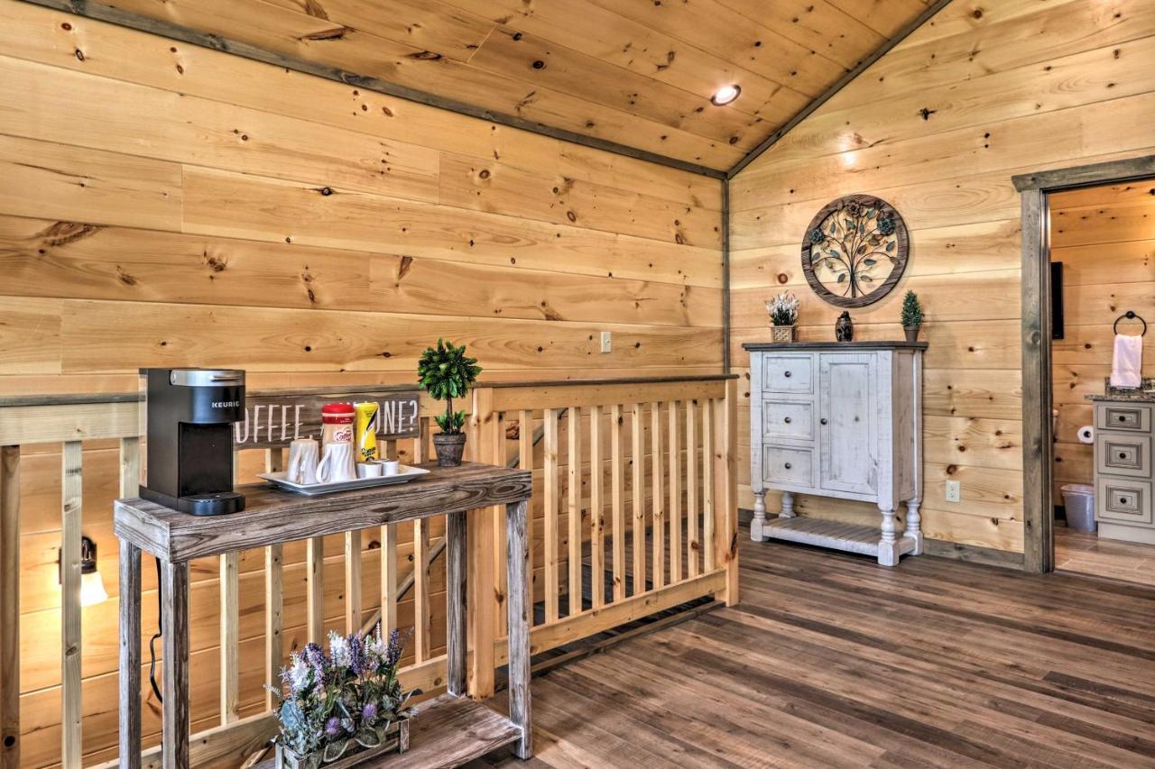 Modern Cabin With Hot Tub And Game Room In Gatlinburg! 外观 照片