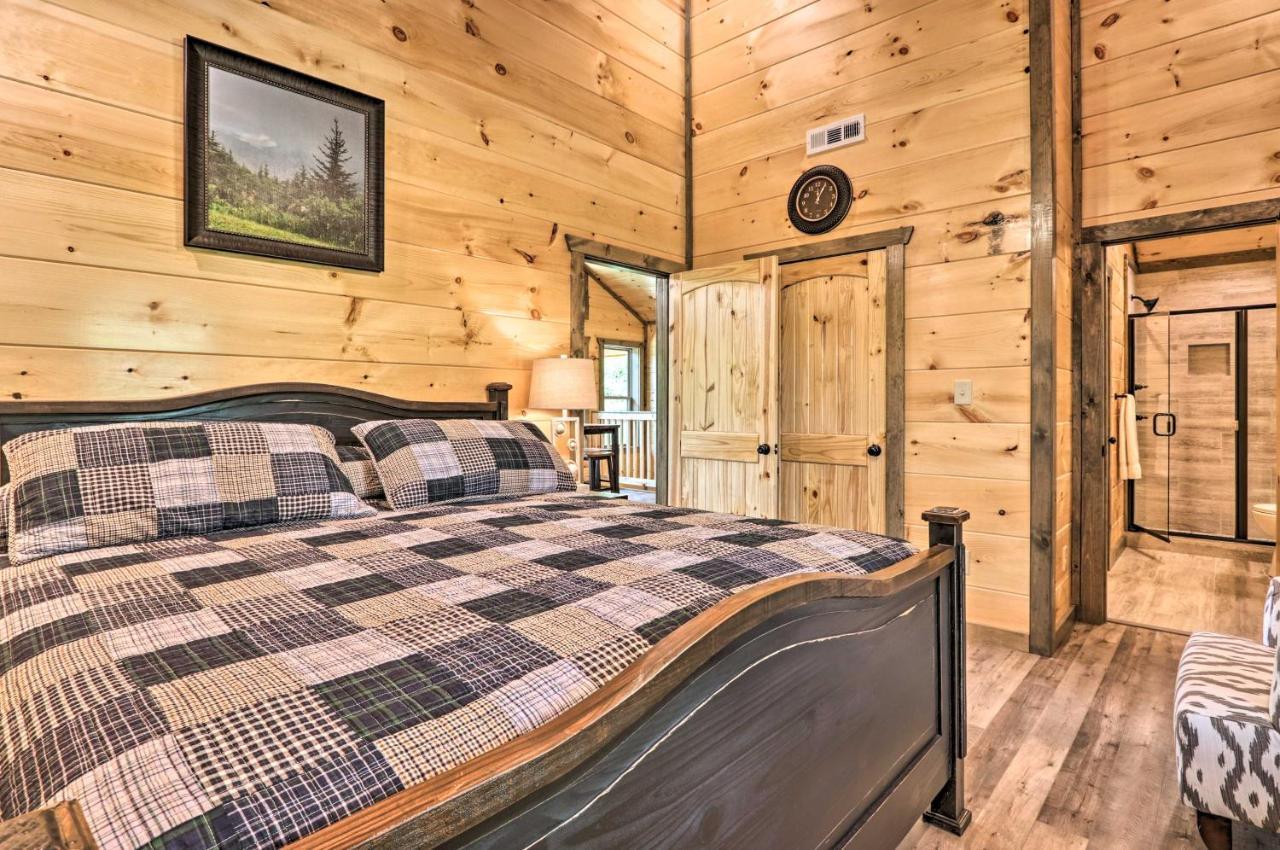 Modern Cabin With Hot Tub And Game Room In Gatlinburg! 外观 照片